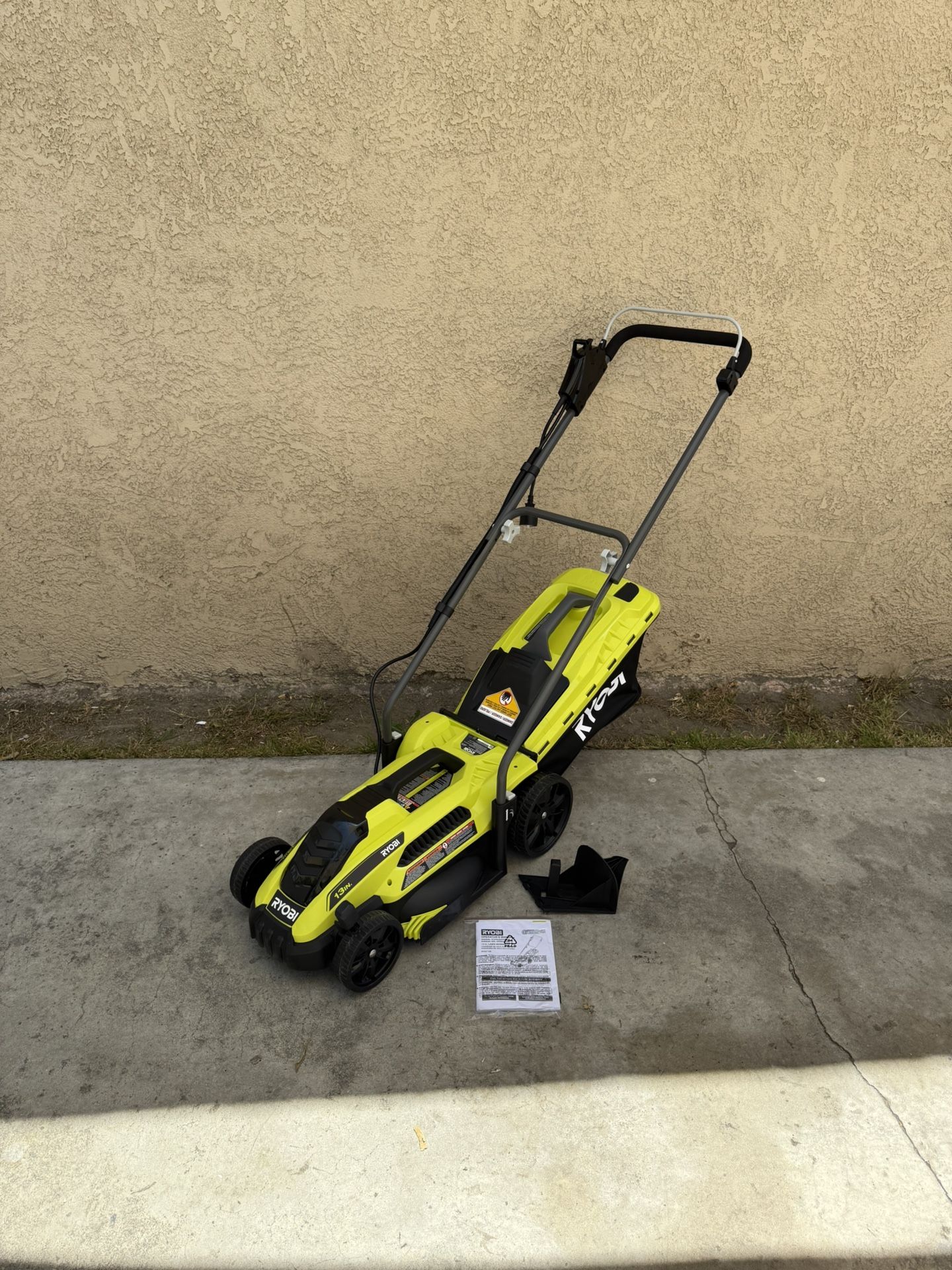NEW RYOBI 13 11 Amp CORDED Electric Walk Behind Push Lawn Mower