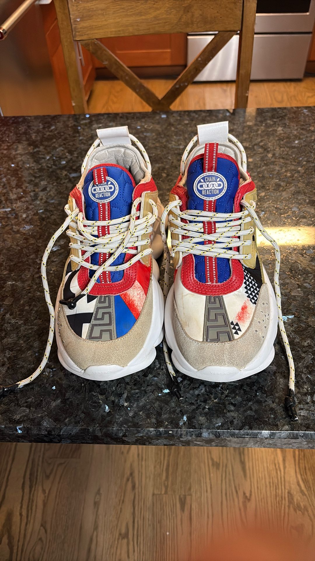 Versace Chain Reaction