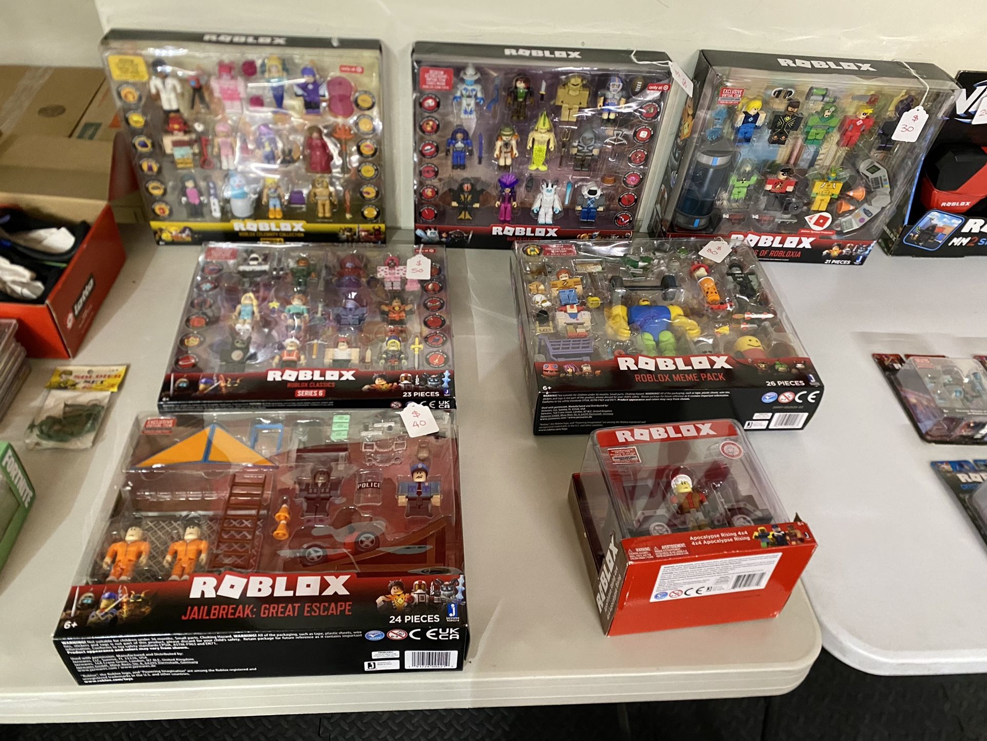 New And factory sealed ROBLOX Collectibles 
