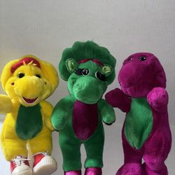 Barney And Friends Plush Lot