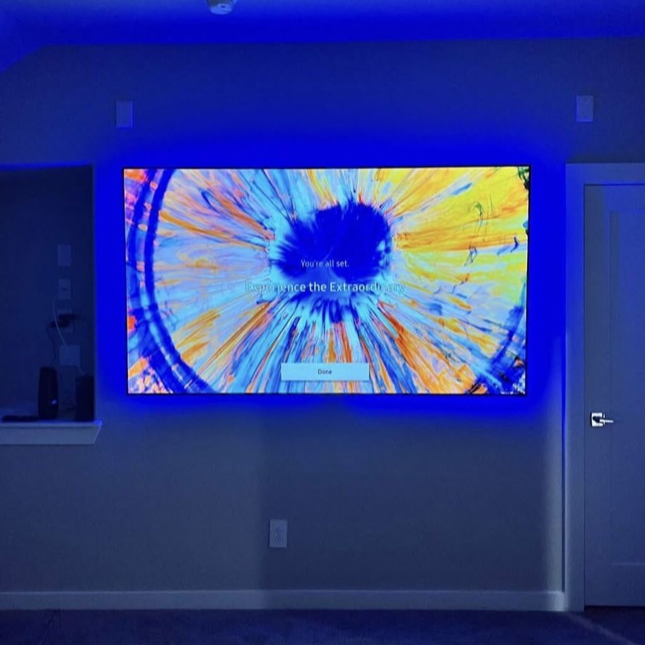 TV MOUNT