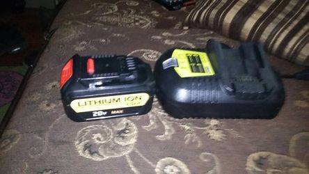 Detwal 20v battery with charger
