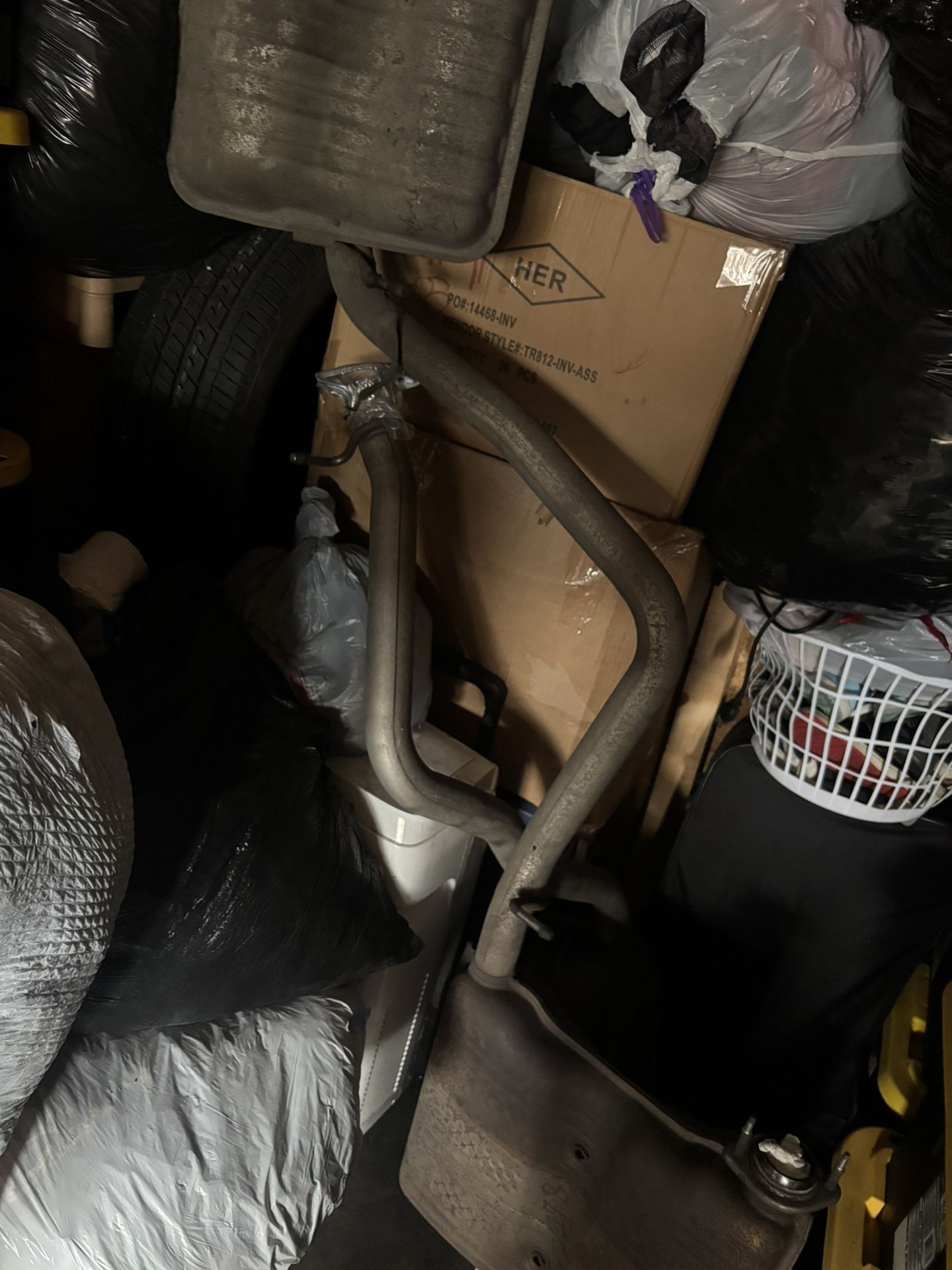 2010 Chrysler 300 S Exhaust