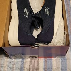 Skechers Comfy Sneakers