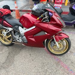 Honda Vfr 800