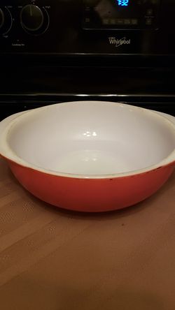 Vintage Salmon Color 2 Quart Pyrex Bowl