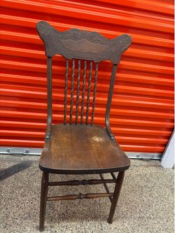 Chair/chair/circa 1910 chair