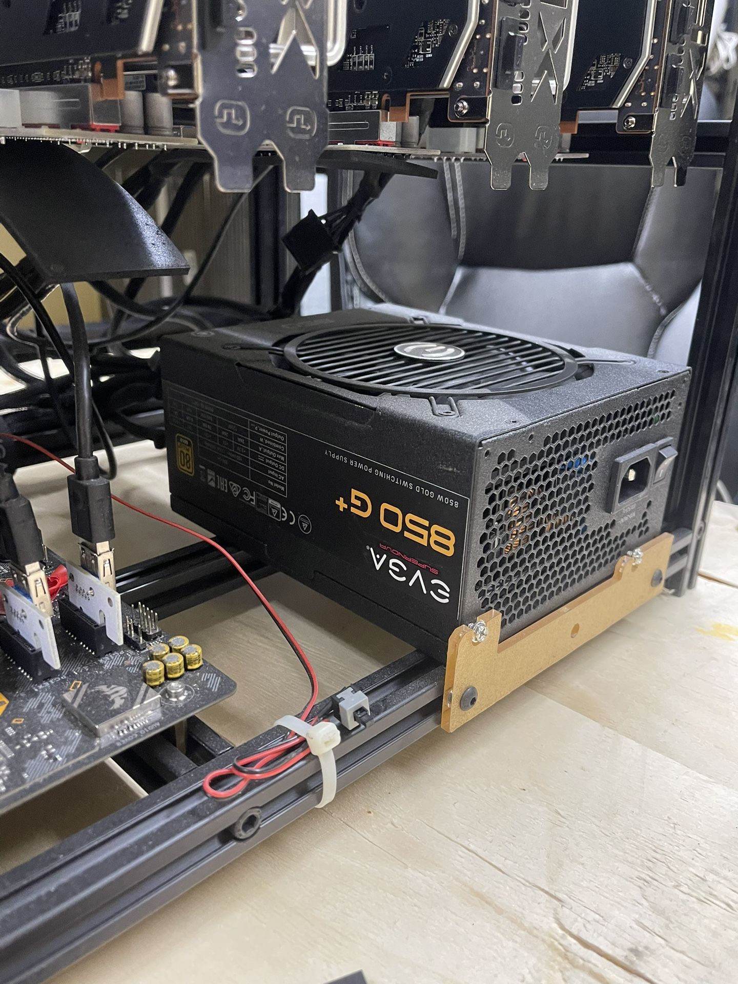 8x 6700xt GPU Mining Rig Setup