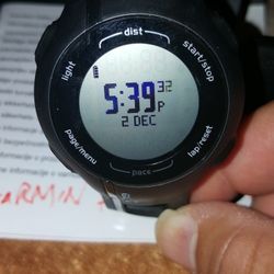2 Watch Polar F6 and  Garmin 4 Runner