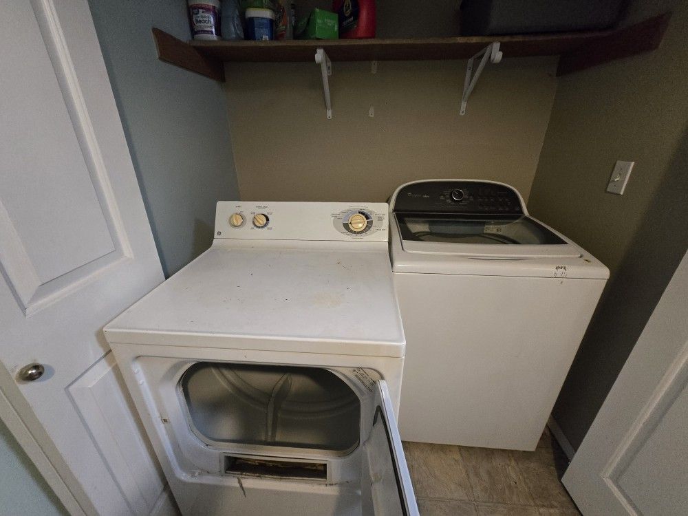 Washer & Dryer
