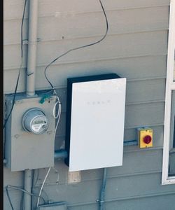 Solar Panels And Batteries 