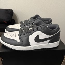 Jordan 1 Low 9.5