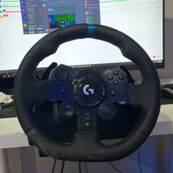 Pc Gaming Steering Wheel ( Logitech G923) 