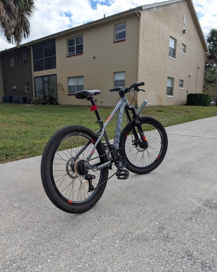 Huffy Mountain Bike – Great Condition