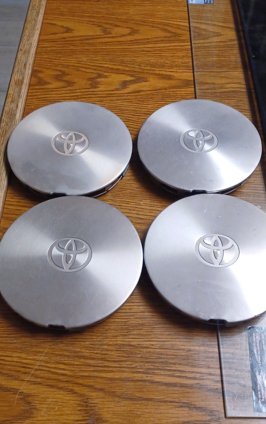 Toyota Sienna / Avalon Hubcaps