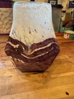 Medium Hand Blown Art Glass Vase – Purple Swirl / Marble Look – Modern Studio Glass