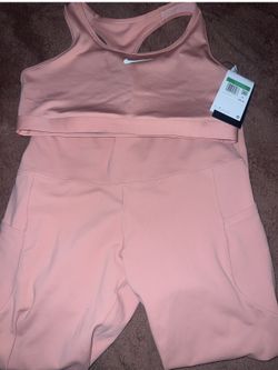 Nike Women’s Workout Top & Bottom XL