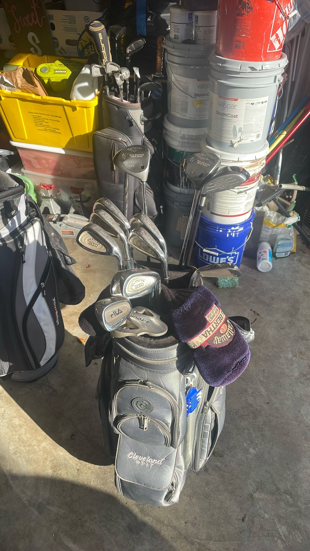 Olympus 2000 Golf Clubs/Cleveland Bag