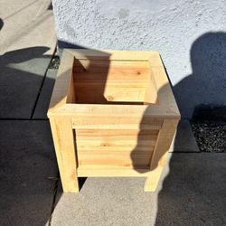 Cedar Planter Boxes 