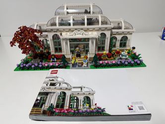 LEGO Ideas the Botanical Garden 21353 With Instructions And Minifigures