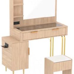 Vanity Mirror Vanity Set LED Mirror LED Lighting Vanity Makeup Set Brand New Inside The Box Open Box