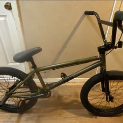 Sunday Primer 20.75”