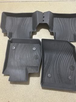 Buick Envision 2021 Floor Mats