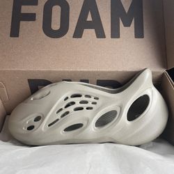 Yeezy Foamrunner Stone Salt