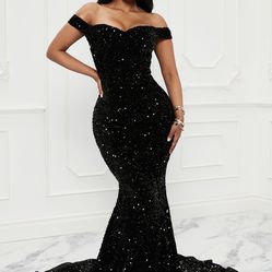 Elegant Black Prom Dress 