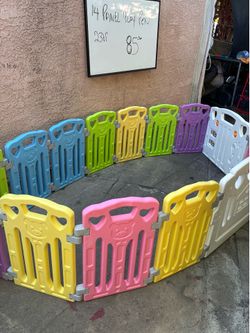 Kids play pen