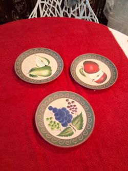 Set of 3 fruit dec plates