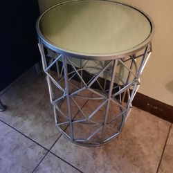 1 End Table Silver. Needs To Go ASAP 
