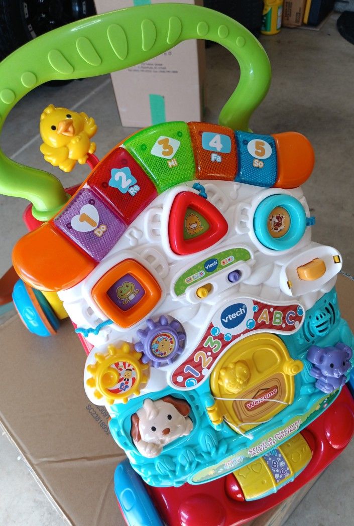 V-TECH ACTIVITY PUSH STROLLER