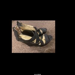 EUC Women’s Chinese Laundry black wedge sandal heels open toe lattice strap sexy