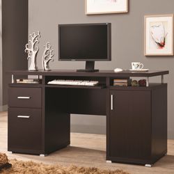 Brand new desk Free delivery