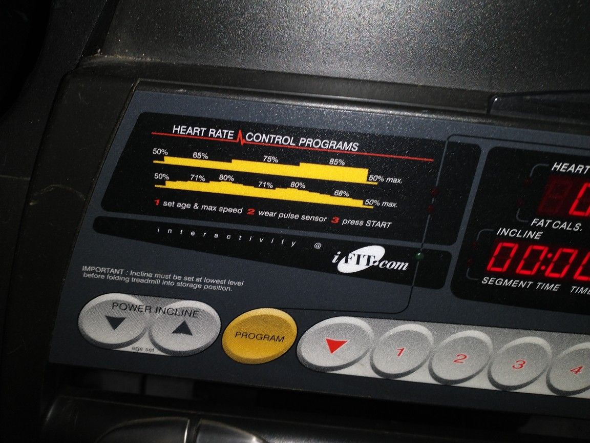 Proform 520x Treadmill for Sale in Monroe Township, NJ OfferUp