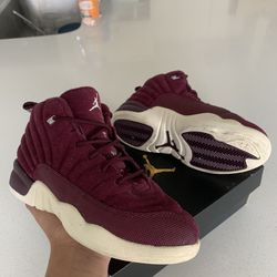 Air Jordan 12 “Bordeaux” 