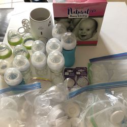 Baby Feeding/Nursing Supplies Lot