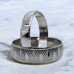 14K White Gold Wedding Rings Duo.