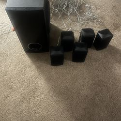 LG Mini Speaker And Subwoofer System