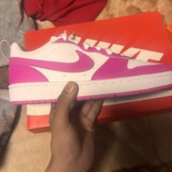 Nike Court Borough Low Recraft pink And White !!