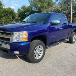 2012 Chevy Silverado Extended Cab 4x4