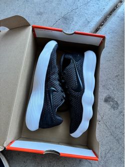 Nike Hyperdunk size men’s 9