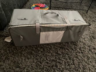 Playpen/sleeper