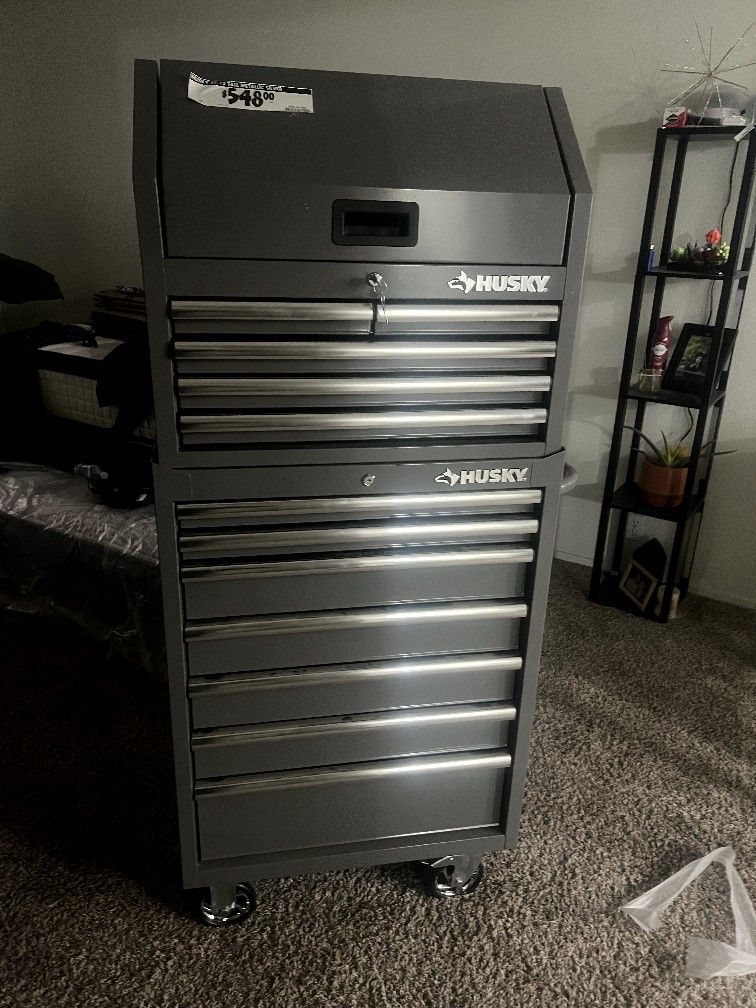 Husky Tool Box On Wheels