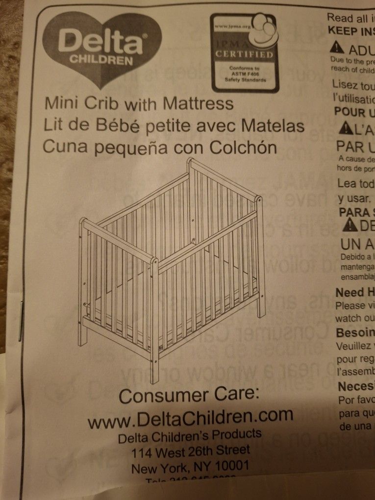 Delta Children Mini Crib With Mattress
