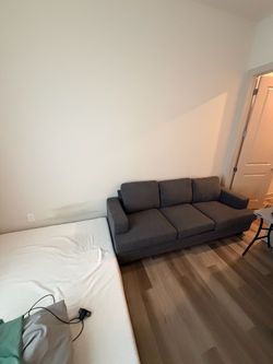 3 seater couch $150