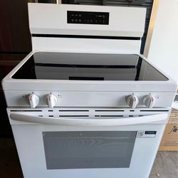New Frigidaire 30-in Glass Top 5 burners 5.3-cu ft Freestanding Electric Range ( White )