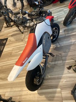 Razor mx650 60v fast asf not for kids battery last all day