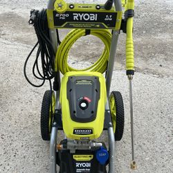 Ryobi 2700psi Electric Pressure Washer 